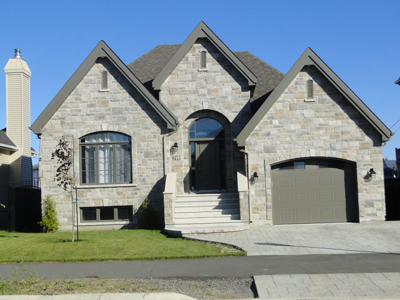 BUNGALOW